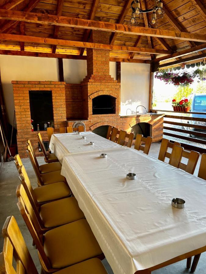 A-Frame Bucovina- Paradis Bucovinean Capu Cîmpului Esterno foto