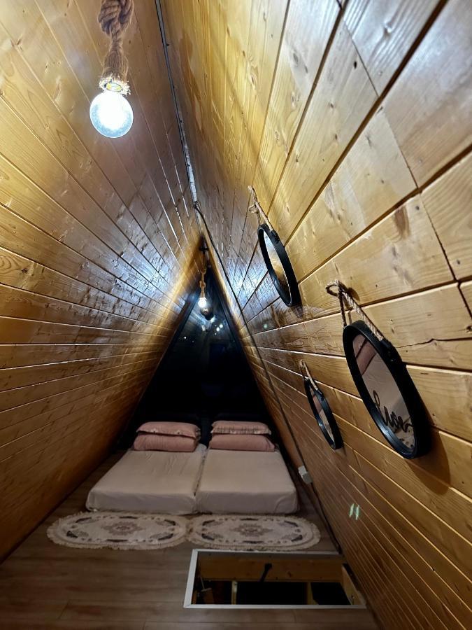 A-Frame Bucovina- Paradis Bucovinean Capu Cîmpului Esterno foto
