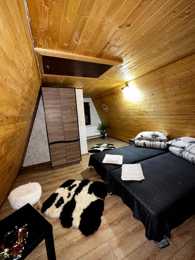 A-Frame Bucovina- Paradis Bucovinean Capu Cîmpului Esterno foto