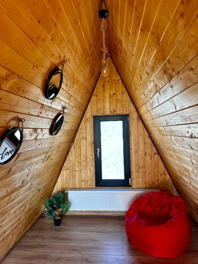 A-Frame Bucovina- Paradis Bucovinean Capu Cîmpului Esterno foto