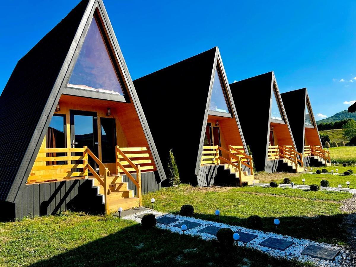 A-Frame Bucovina- Paradis Bucovinean Capu Cîmpului Esterno foto